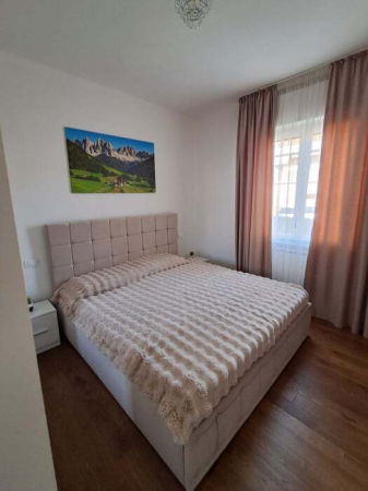 Pat Regal Tapitat [4]