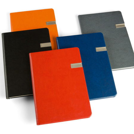 PRODUCTIE PUBLICITARA/AGENDE & CALENDARE/PERSONALIZARI - Agenda nedatata Notebook ,,USB"