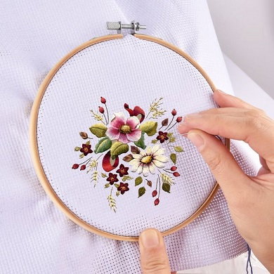 Tehnici de cusut si Broderie
