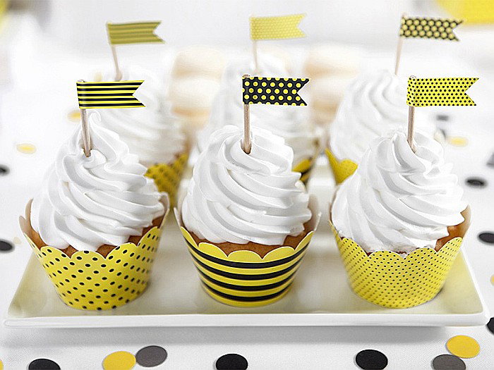 PD DECORATIUNI PENTRU BRIOSE Mini Flags, Bee, mix, 7cm 6/set FPM3 [1]