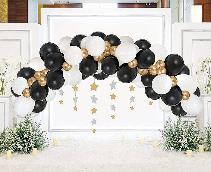 GOD GHIRLANDA DIN BALOANE B&C white, gold and black, 70 pcs GB-ZC70 [2]