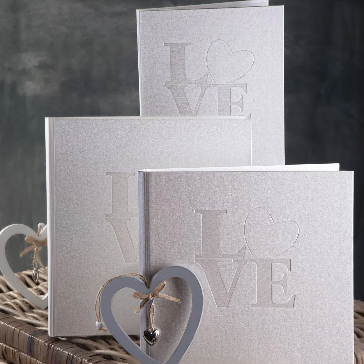 GB ALBUM FOTO NUNTA 30*31CM 60 FILE WHITE LOVE 08118 [6]