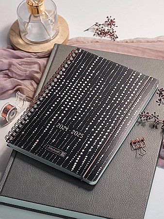 BR AGENDA SCOLARA SPIRA A5 PP DATATA SAPTAMANAL 2024-2025 CU ELASTIC PEARLS 72155175 [1]