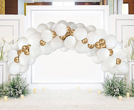 GOD GHIRLANDA DIN BALOANE B&C white and gold, 70 pcs GB-BZ70 [2]