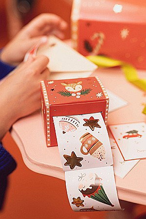 Seturi creative Christmas - PD SET CRACIUN 52 BUC MINI STICKERS+16 ETICHETE CADOU NR1