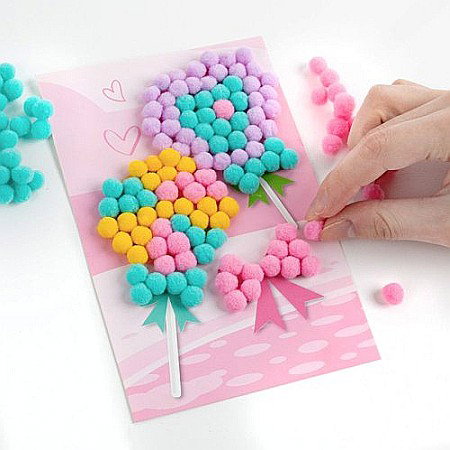 DE SET CREATIV CU STICKERE SI POMPOM ACADEA SI BRIOSA KIDEA POWSKA [1]