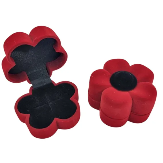 Martisor si 8 Martie - CUTIE CATIFEA PENTRU BROSE 6*3.5CM BJ-CATIFEA-030