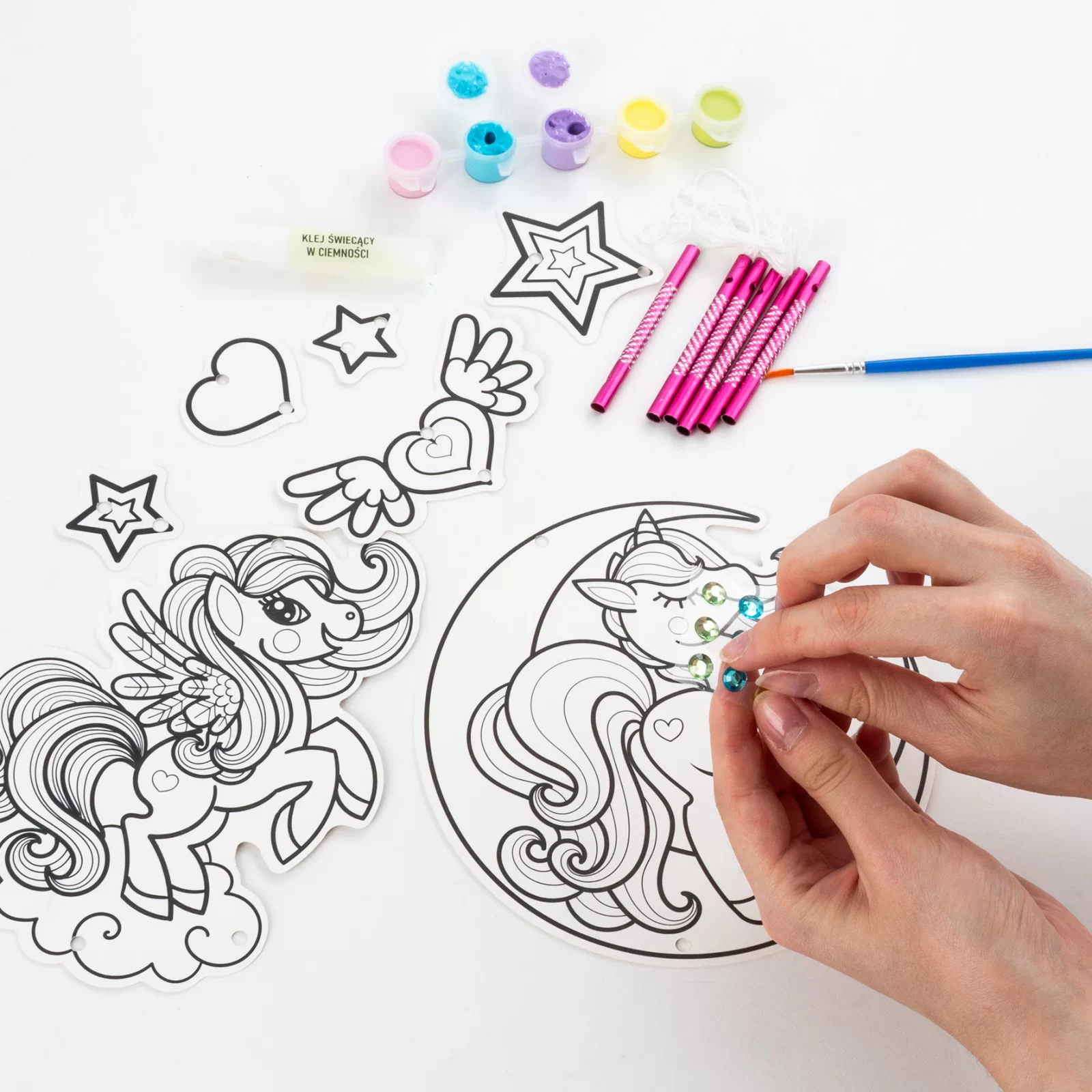 KIT CREATIV CLOPOTEI DE VANT, UNICORNI, STRALUCESC LA INTUNERIC KIDEA MDWSCKA [2]