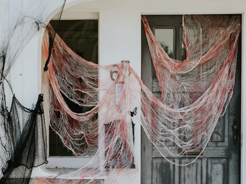 Decoratiune Halloween Panza Insangerata 0.72x9.8m Alba HDD4 [0]
