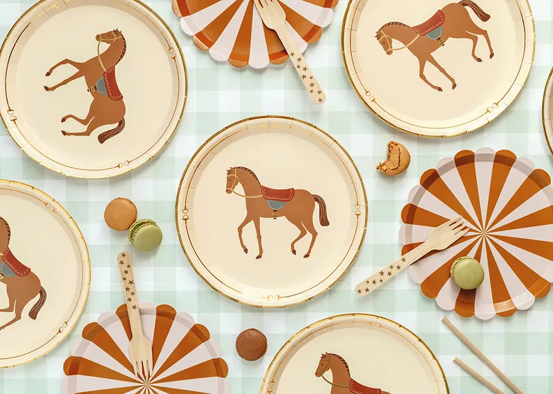 Set 6 Farfurii Carton Horse 23cm cu Imprimeu Auriu TPP98 [4]