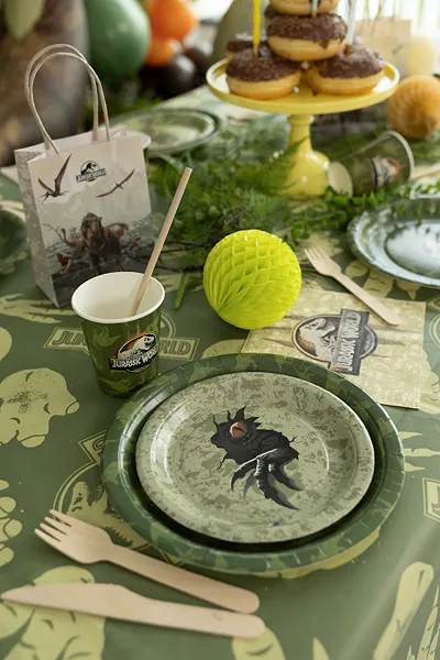 ARTICOLE PARTY - Set 6 Farfurii Carton Jurassic World 18cm Mix TPP111