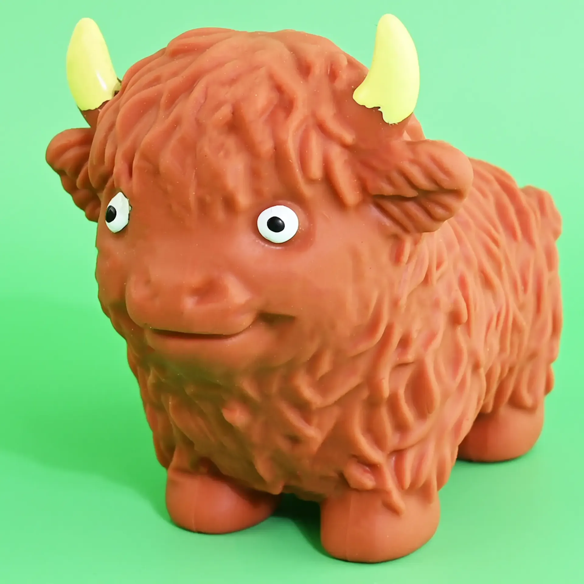 ARTICOLE COPII - Figurină Squishy Vaca Scoțiană Highland Cow 10cm