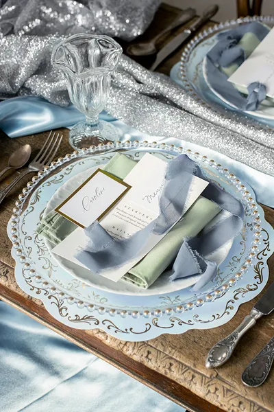 Articole Nunta, Bridal Party - Suport Farfurii Albastru Deschis-Auriu 35.5cm 6/Set