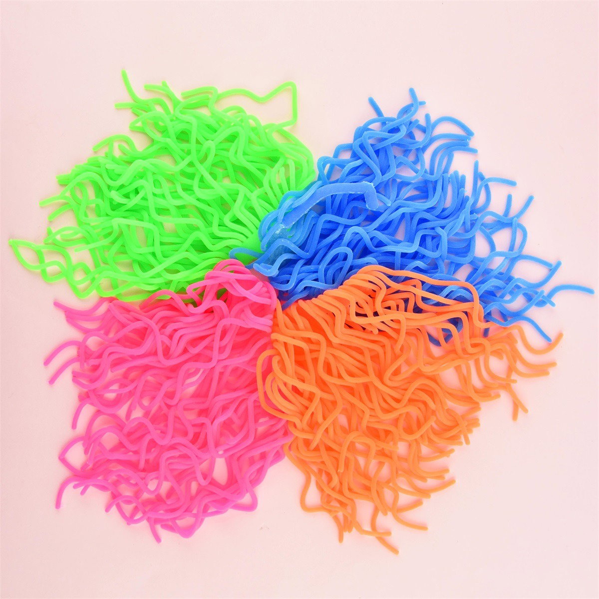 ROB FIGURINA SQUISHY ELASTICA 13CM NOODLES CULORI ASORTATE 54936