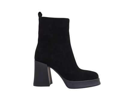 Ghete si botine - NADA