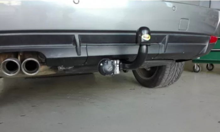 Carlig remorcare BMW X3 (E83) 2004-2010 marca Autohak [3]