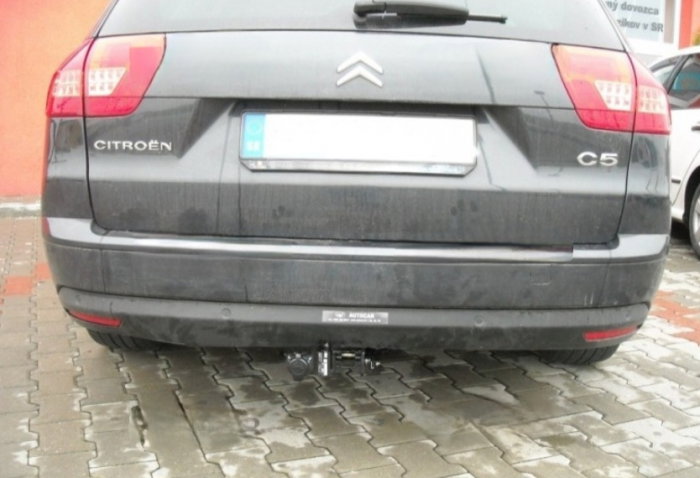 Citroen C5 combi dupa 2008 carlig de remorcare demontabil automat cu maneta marca Autohak [6]