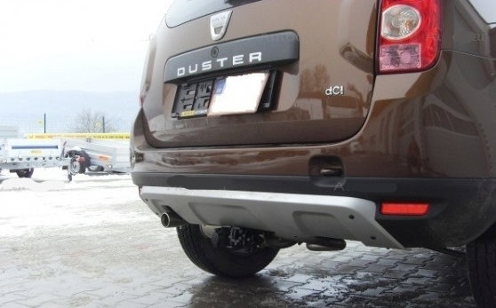 Carlig remorcare Dacia Duster 2010 - 2017 demontabil automat cu maneta marca Autohak [5]
