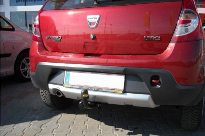 Dacia Sandero Stepway 2009 - 2012 carlig de remorcare marca Autohak [6]