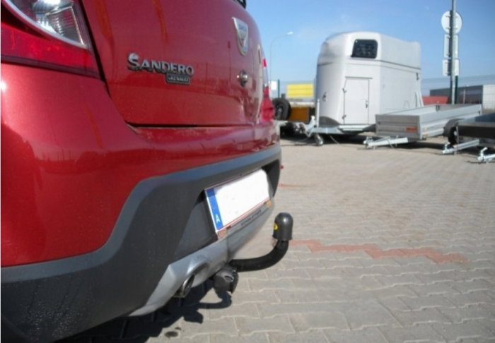 Dacia Sandero Stepway 2009 - 2012 carlig de remorcare marca Autohak [4]