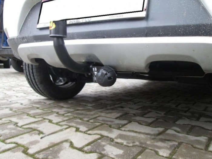 Dacia Sandero Stepway 2013 - 2020 carlig de remorcare marca Autohak [10]