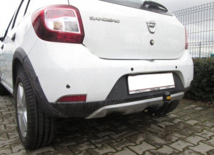 Dacia Sandero Stepway 2013 - 2020 carlig de remorcare marca Autohak [12]