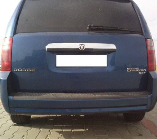 Dodge Grand Caravan dupa 2010 carlig de remorcare demontabil automat vertical marca Thule [7]