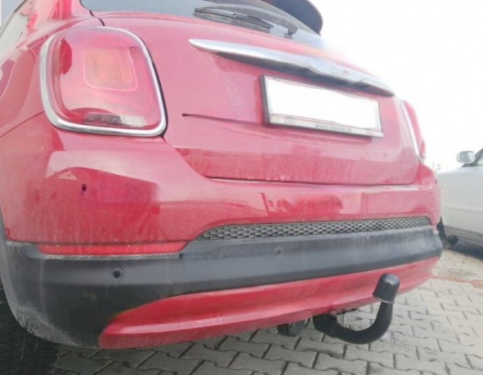 Fiat 500X dupa 2014 carlig de remorcare demontabil automat vertical marca Autohak [6]