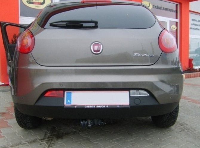 Fiat Bravo dupa 2007 carlig de remorcare demontabil automat cu maneta marca Autohak [5]