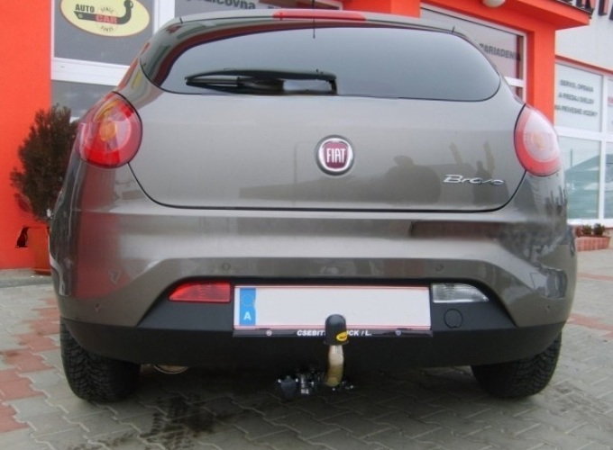 Fiat Bravo dupa 2007 carlig de remorcare demontabil automat cu maneta marca Autohak [2]