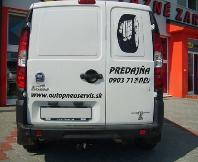 Fiat Doblo 2001 - 2009 carlig de remorcare demontabil automat cu maneta [5]