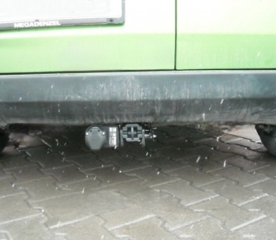 Fiat Fiorino dupa 2008 carlig de remorcare demontabil automat cu maneta marca Autohak [2]