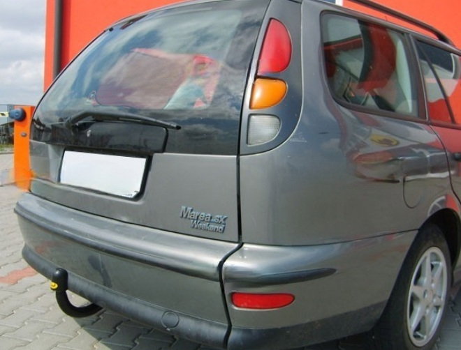 Fiat Marea Weekend 1996 - 2002 carlig de remorcare marca Autohak [4]