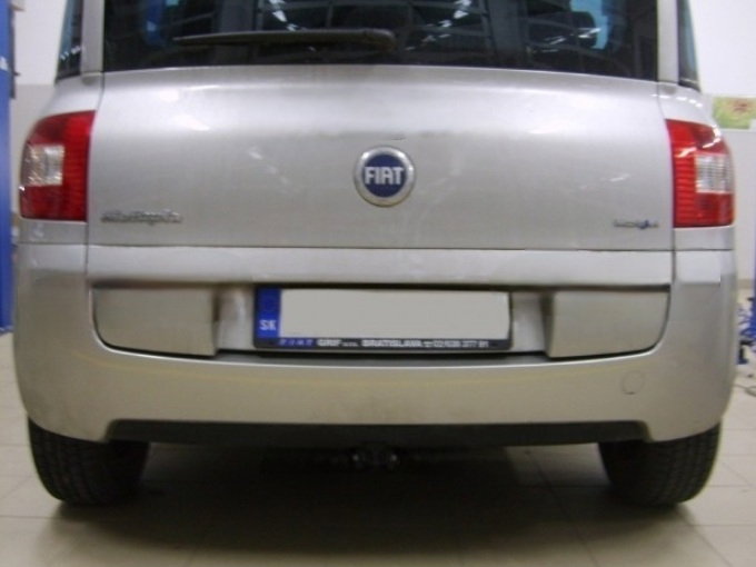 Fiat Multipla dupa 2005 carlig de remorcare demontabil automat cu maneta marca Autohak [3]