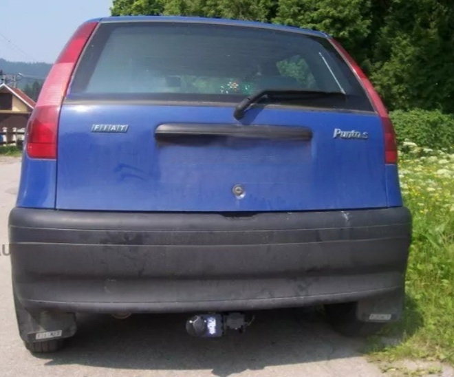 Fiat Punto 3/5 usi 1994 - 1999 carlig de remorcare demontabil automat cu maneta marca Autohak [2]