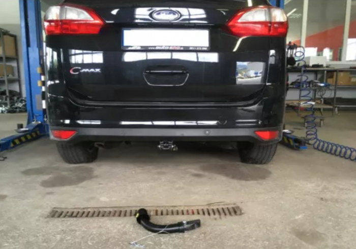 Ford C-Max 2010-2019 carlig de remorcare demontabil automat cu maneta [4]