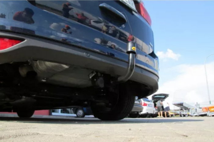Ford C-Max 2010-2019 carlig de remorcare demontabil automat vertical [7]