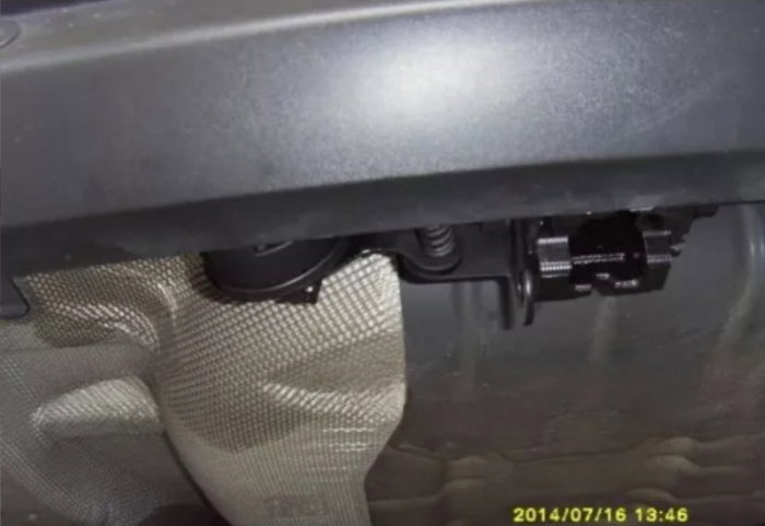 Ford C-Max 2010-2019 carlig de remorcare demontabil automat vertical [13]
