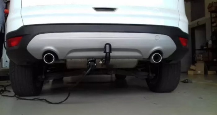 Carlig remorcare Ford Kuga dupa 2013 marca Autohak c60s [5]