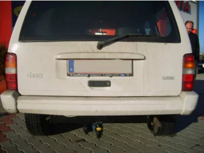 Carlig remorcare Jeep Cherokee 1988-2001 marca Autohak jp01s [8]