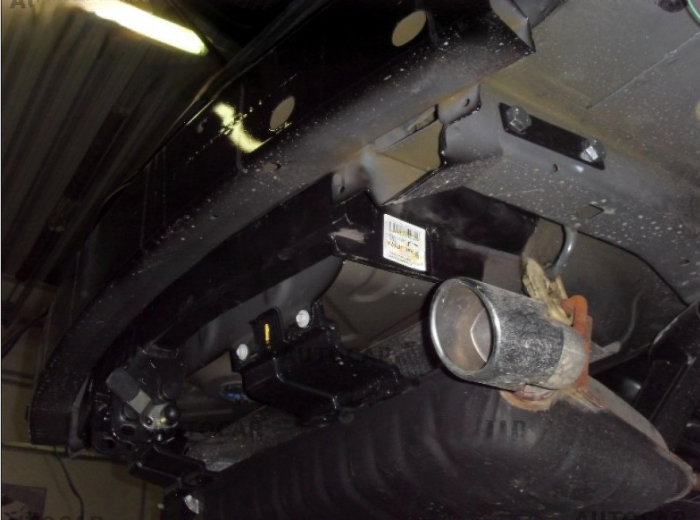 Jeep Compass MK 2006 - 2016 carlig de remorcare demontabil automat cu maneta marca Autohak [2]