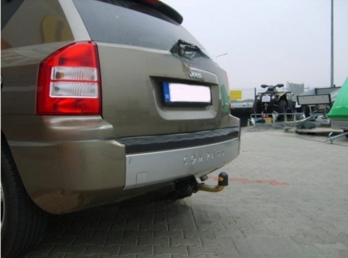 Jeep Compass MK 2006 - 2016 carlig de remorcare demontabil automat cu maneta marca Autohak [6]