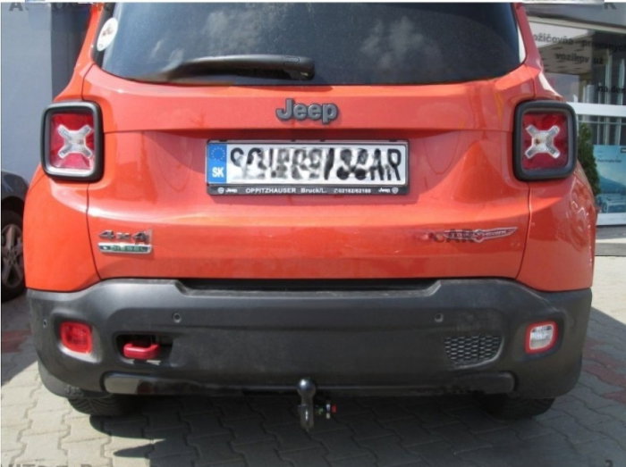 Jeep Renegade dupa 2014 carlig de remorcare demontabil automat vertical marca Autohak [4]