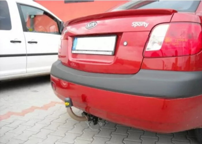 Kia Rio 4 usi 2005 - 2011 carlig de remorcare demontabil cu maneta [4]