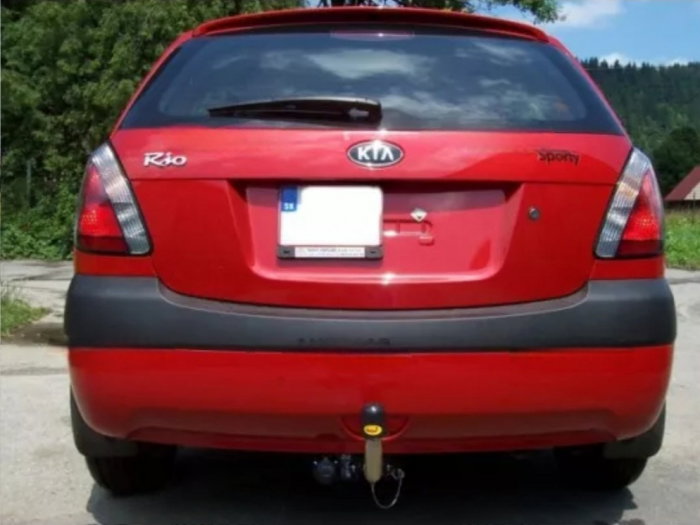 Kia Rio 5 usi 2005 - 2009 carlig de remorcare demontabil cu maneta [3]