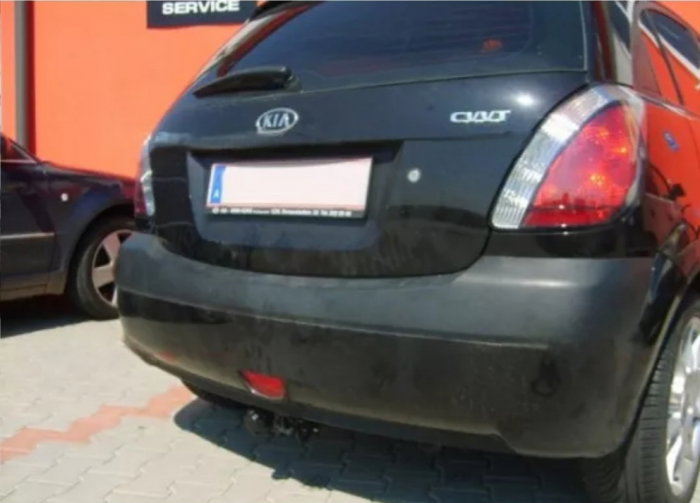 Kia Rio 5 usi 2005 - 2009 carlig de remorcare demontabil cu maneta [8]