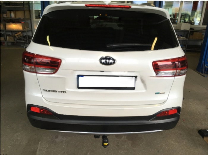 Kia Sorento 2015 - 2018 carlig de remorcare demontabil automat vertical marca Autohak [8]