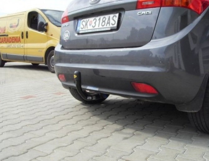 Kia Venga dupa 2009 carlig de remorcare demontabil automat vertical marca Autohak [5]