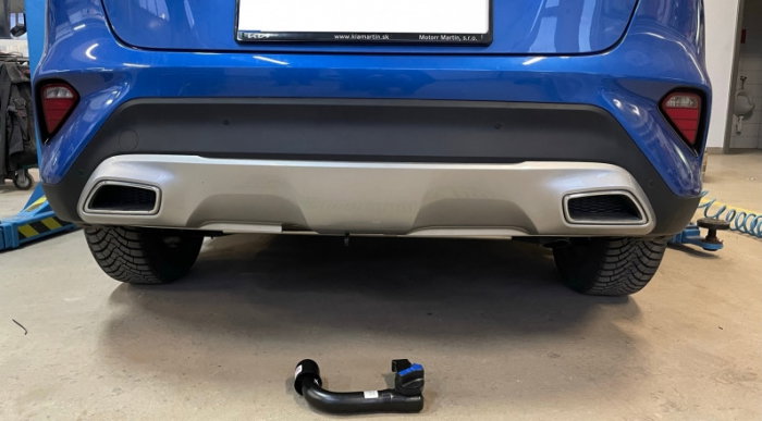 Kia Xceed dupa 09/2019 carlig de remorcare demontabil automat vertical marca Autohak [14]