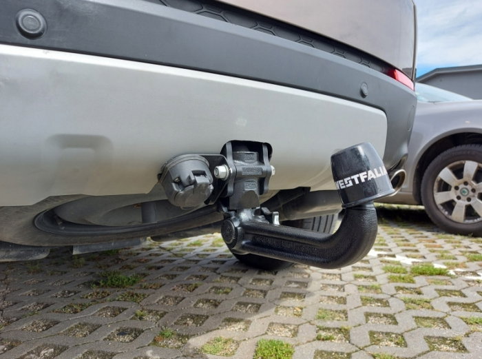 Land Rover Discovery Sport dupa 2016 carlig de remorcare cu roata de rezerva demontabil automat vertical marca Westfalia [5]